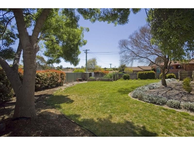 11 Hamblin Place, Florey ACT 2615