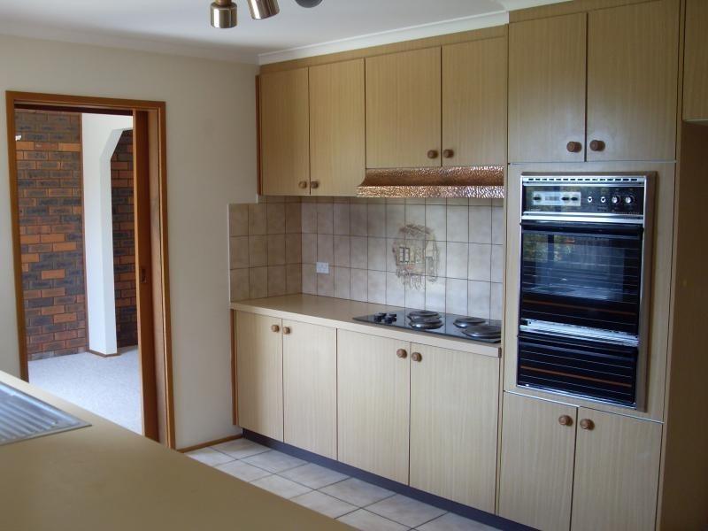 8 Monson Place, Mckellar ACT 2617