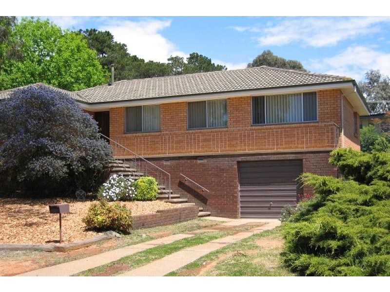 44 Hensman Street, Latham ACT 2615