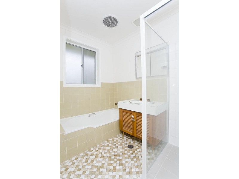 44 Hensman Street, Latham ACT 2615