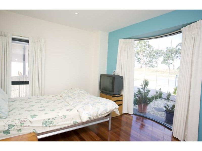 307 Gundaroo Drive, Gungahlin ACT 2912