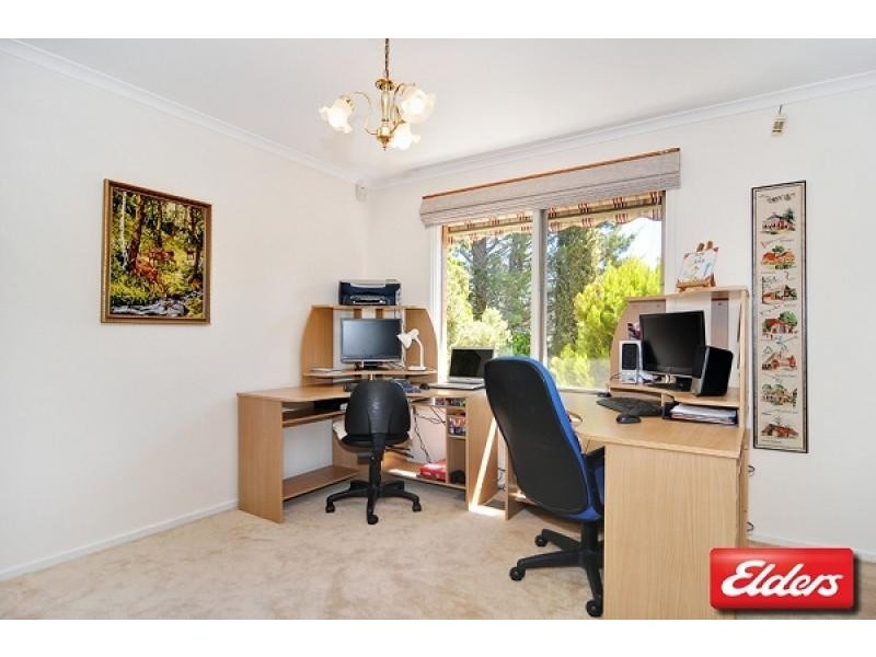 51 Wrenfordsley Place, Latham ACT 2615