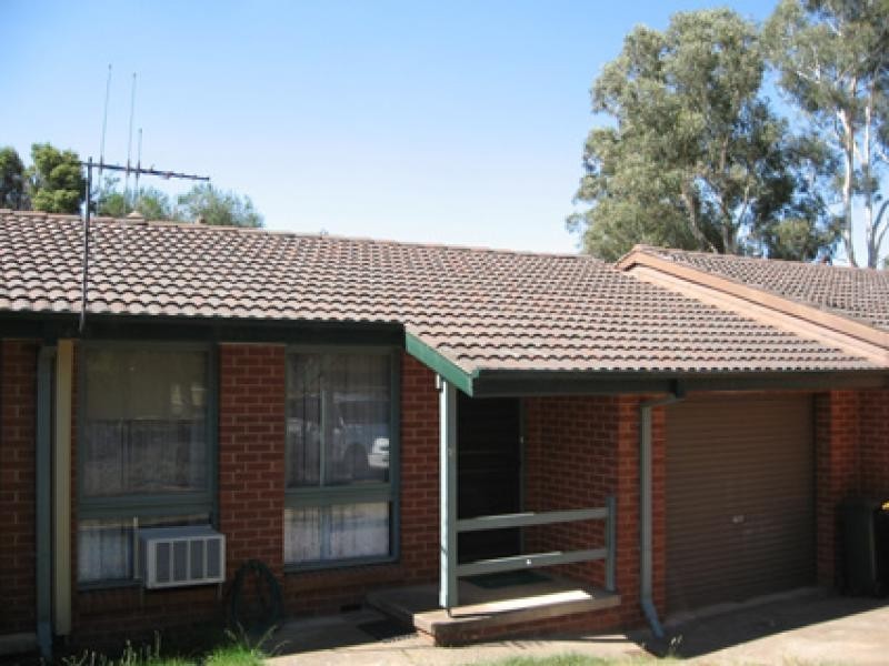 4 Burdon Place, Holt ACT 2615