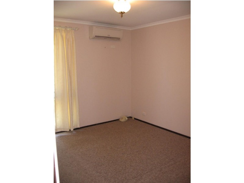 4 Burdon Place, Holt ACT 2615