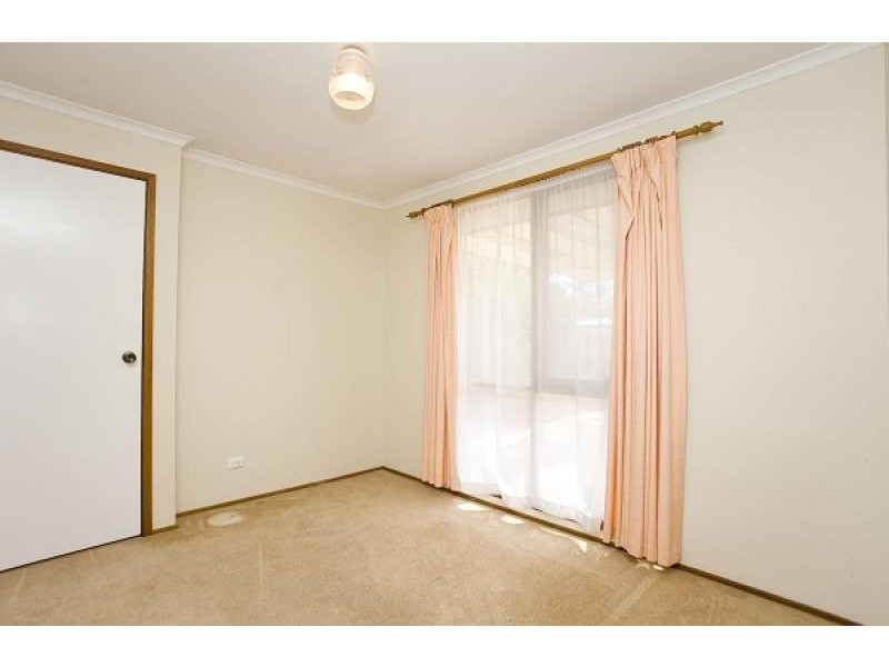 16 Grover Crescent, Mckellar ACT 2617