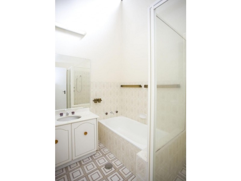 8 Hargrave Street, Scullin ACT 2614