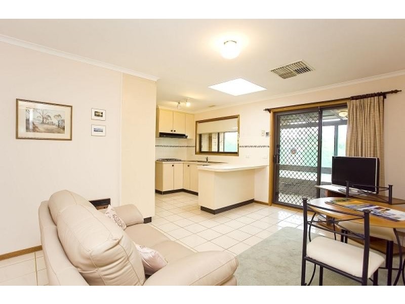 53 Vagabond Crescent, Mckellar ACT 2617