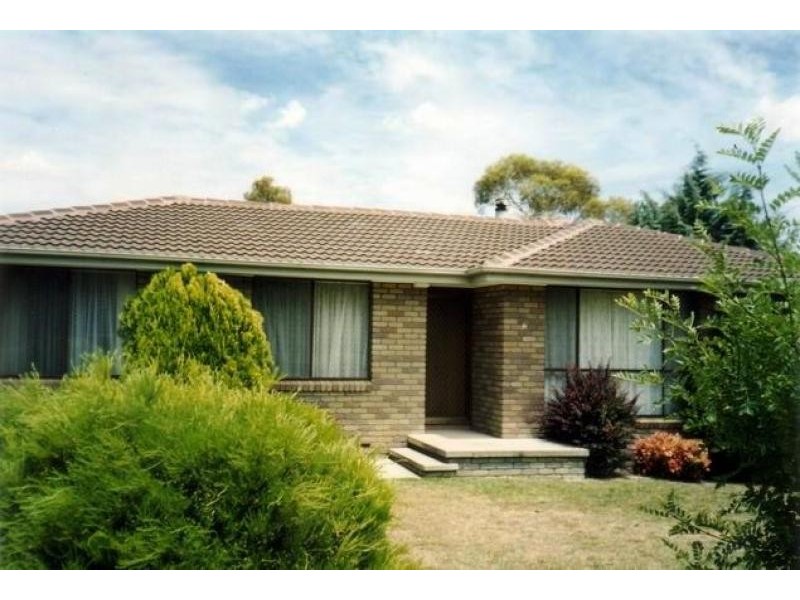 2 Moor Place, Evatt ACT 2617