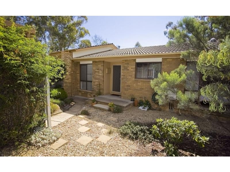 6 Lyttleton Crescent, Cook ACT 2614