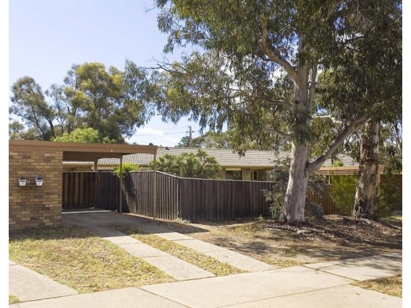 6 Lyttleton Crescent, Cook ACT 2614