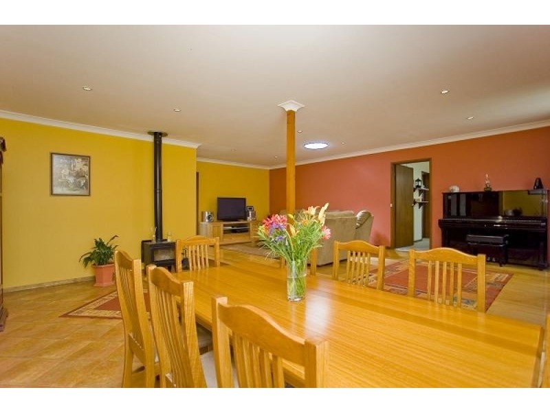 5 Blackman Crescent, Macquarie ACT 2614