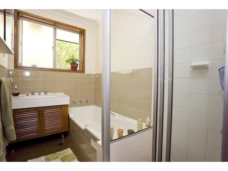 5 Blackman Crescent, Macquarie ACT 2614