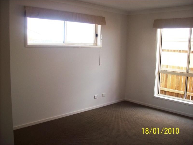 10/85 Macfarlane Burnet Avenue, Macgregor ACT 2615