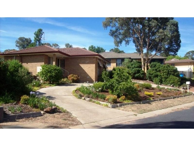 12 Alleyne Close, Macgregor ACT 2615