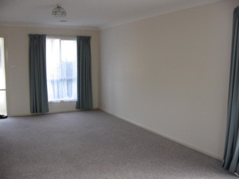 7/131 Britten Jones Drive, Holt ACT 2615