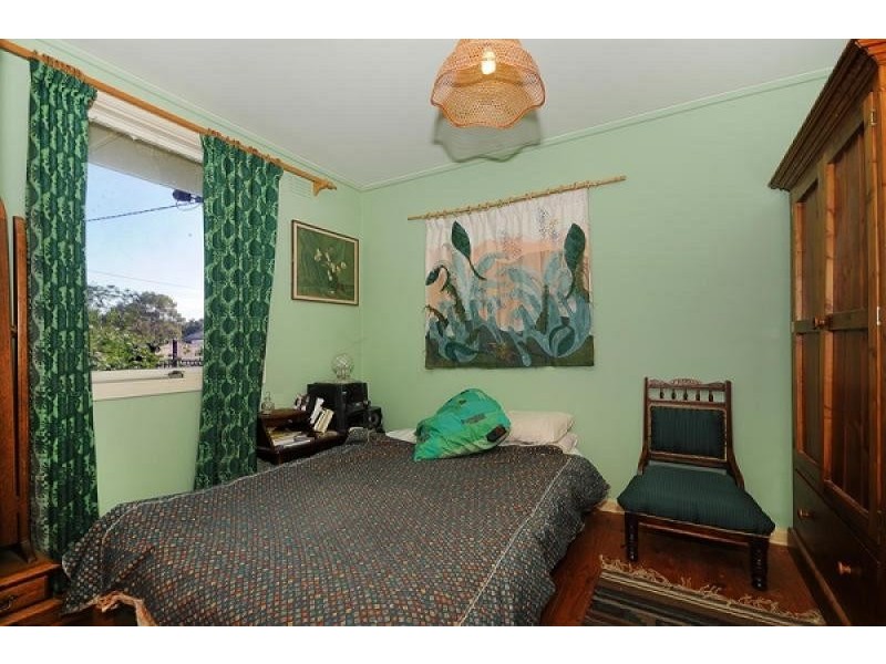 4 Grylls Crescent, Cook ACT 2614