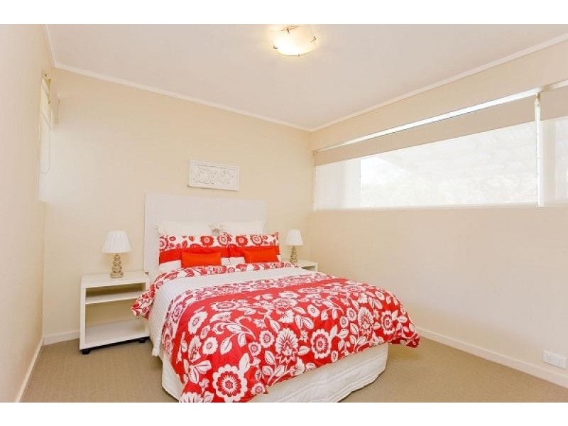 13 Clint Place, Macquarie ACT 2614