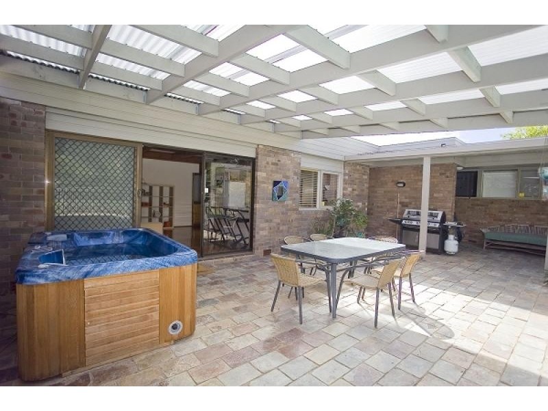 13 Clint Place, Macquarie ACT 2614