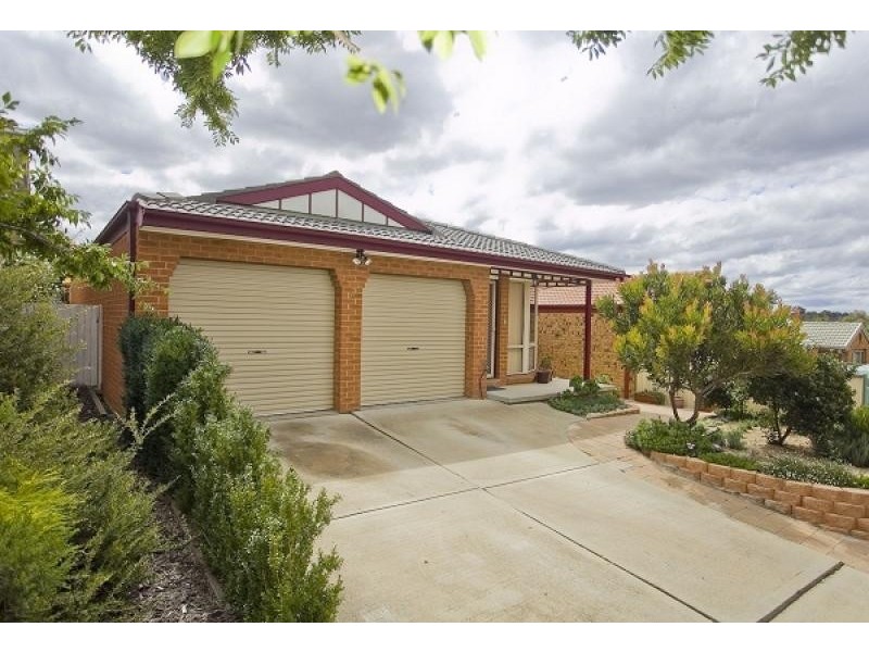 8 Gunyan Place, Ngunnawal ACT 2913