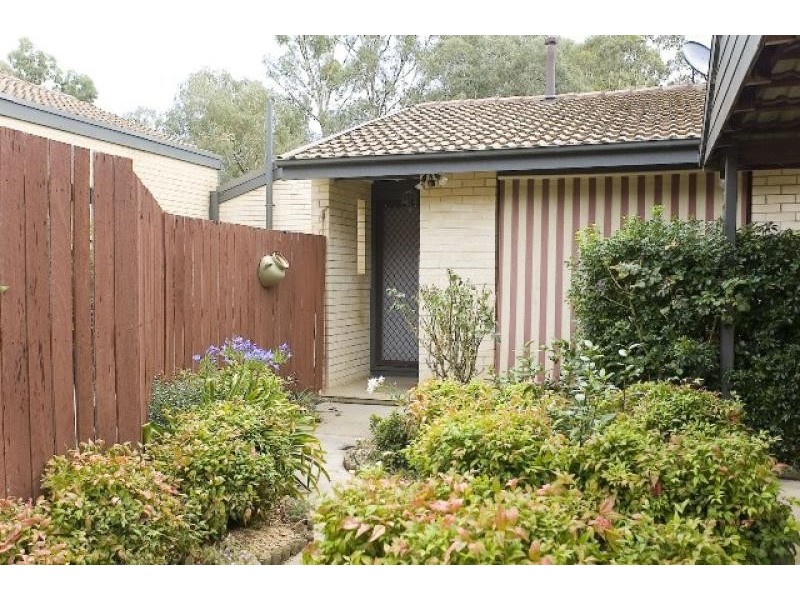 10 Packham Place, Charnwood ACT 2615