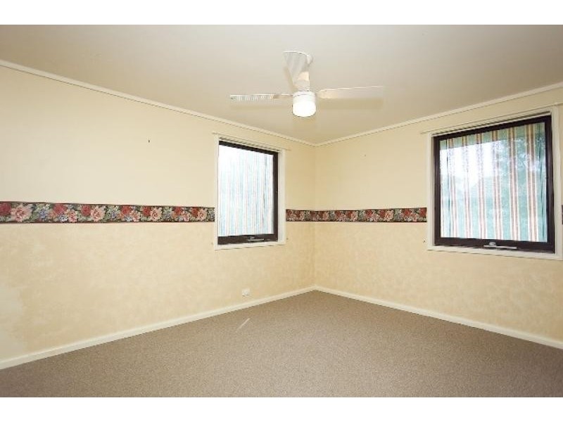 10 Packham Place, Charnwood ACT 2615