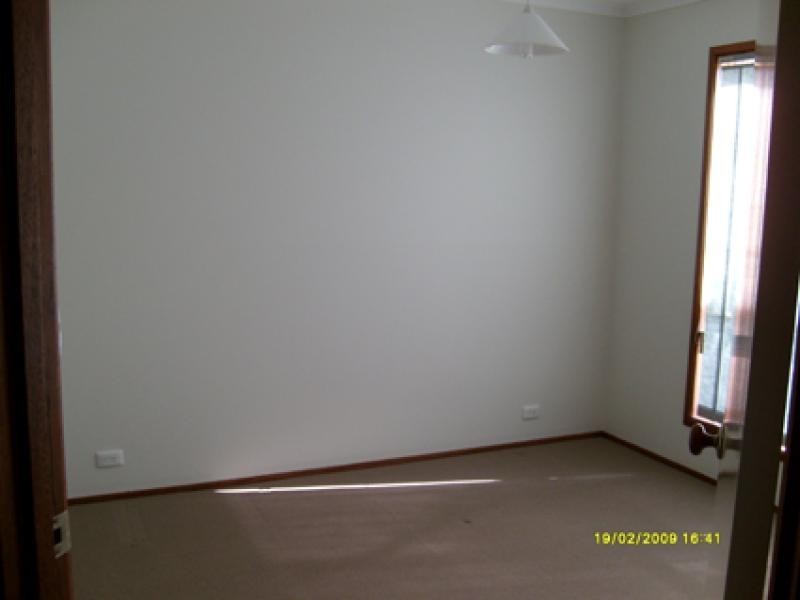1/50 Wanganeen Avenue, Ngunnawal ACT 2913