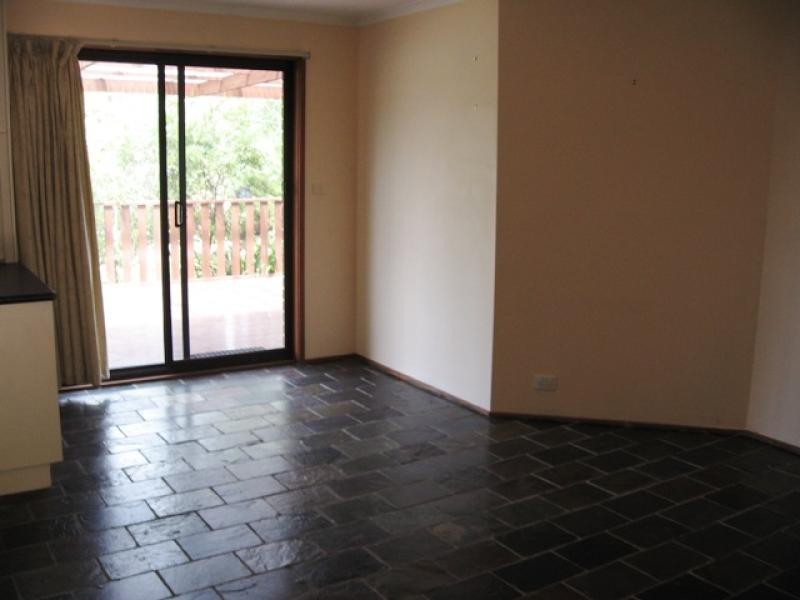 16 Hamlet Place, Florey ACT 2615