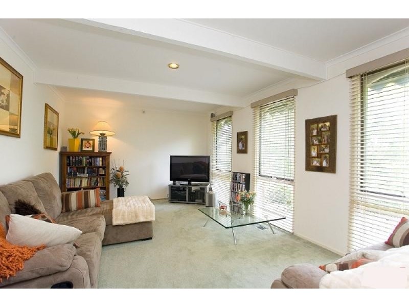 83 Sternberg Crescent, Wanniassa ACT 2903