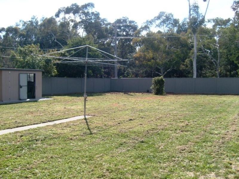 33 Molloy Crescent, Cook ACT 2614