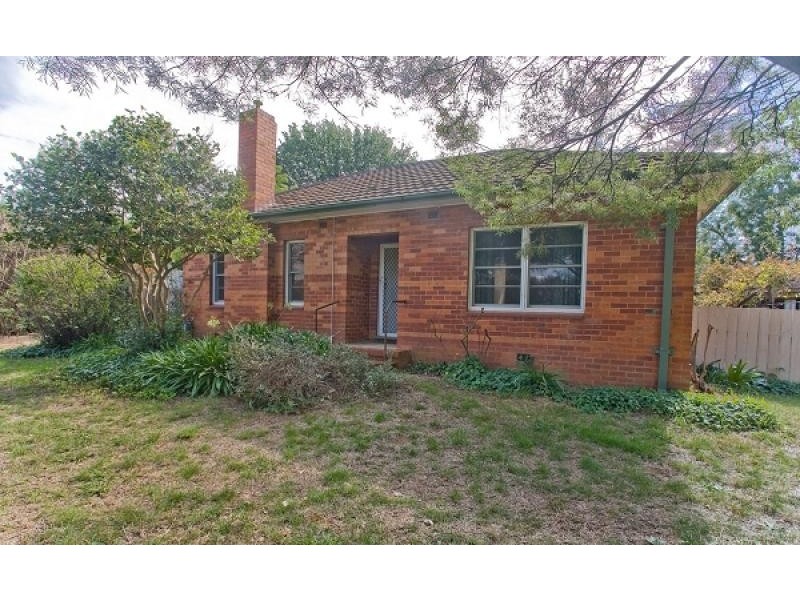 22 McIntyre Street, Narrabundah ACT 2604