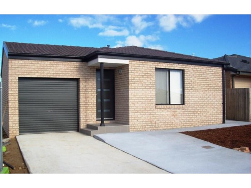 17 Wilenski Street, Casey ACT 2913