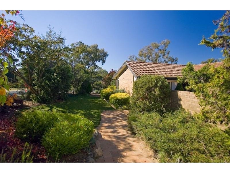 14 Abernethy Street, Weetangera ACT 2614
