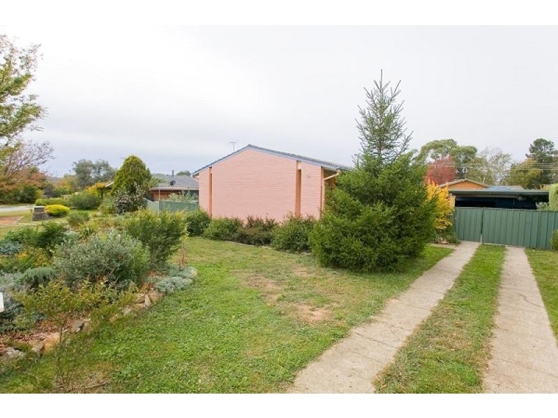 28 Chambers Street, Latham ACT 2615