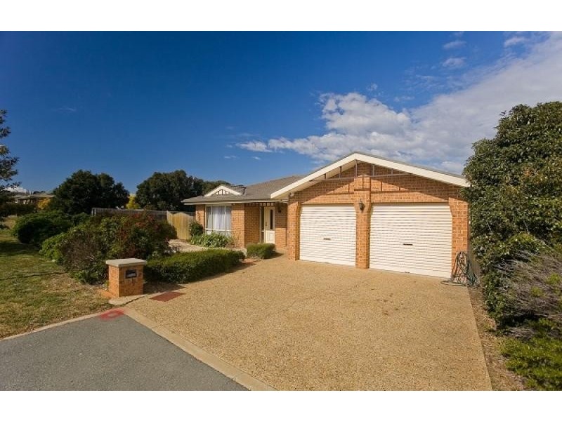 14 Dacomb Court, Dunlop ACT 2615