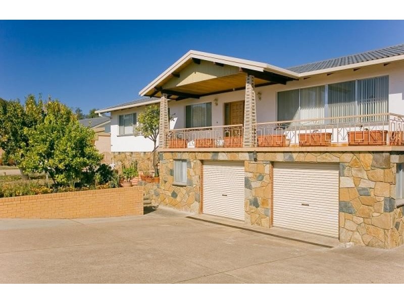76 Shumack Street, Weetangera ACT 2614
