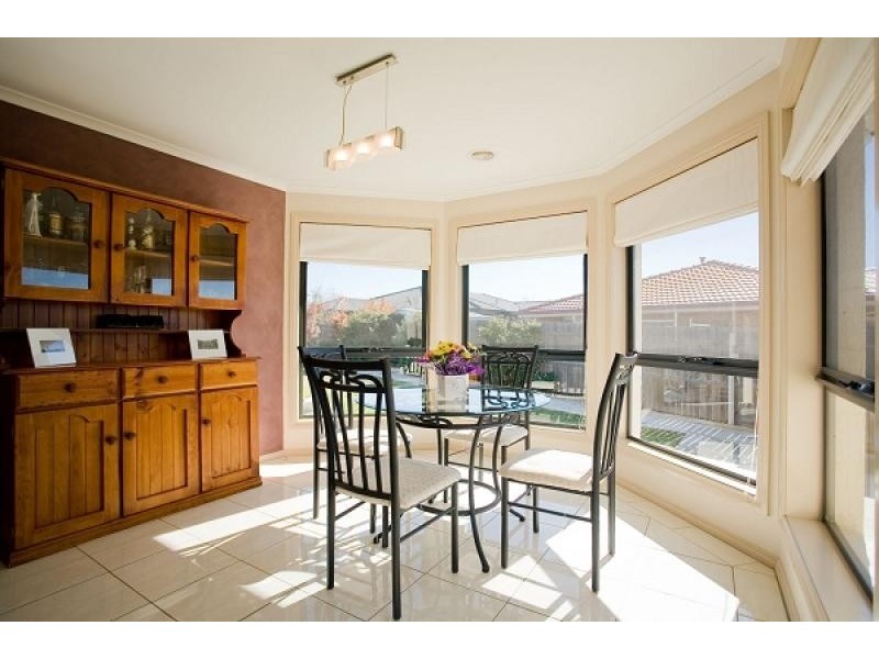 73 Shrivell Circuit, Dunlop ACT 2615