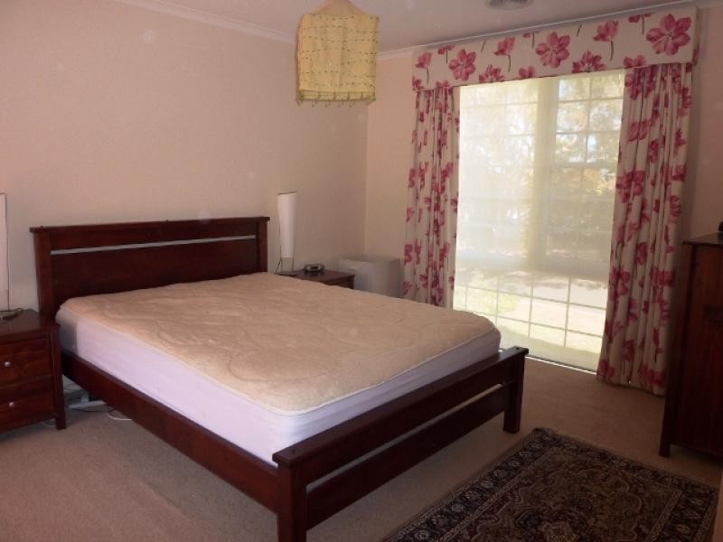 25 Broadby Close, Spence ACT 2615