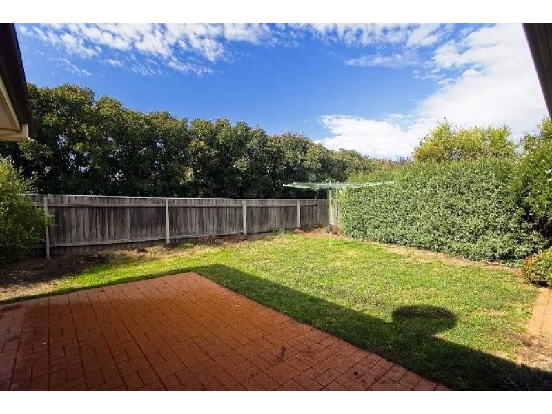 14 Dacomb Court, Dunlop ACT 2615