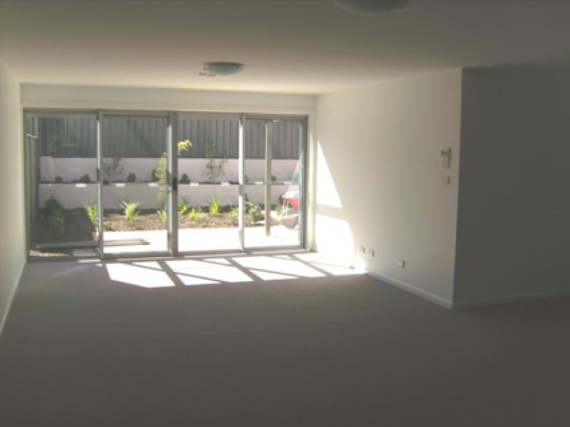 Unit 2/3 Bird Place, Flynn ACT 2615