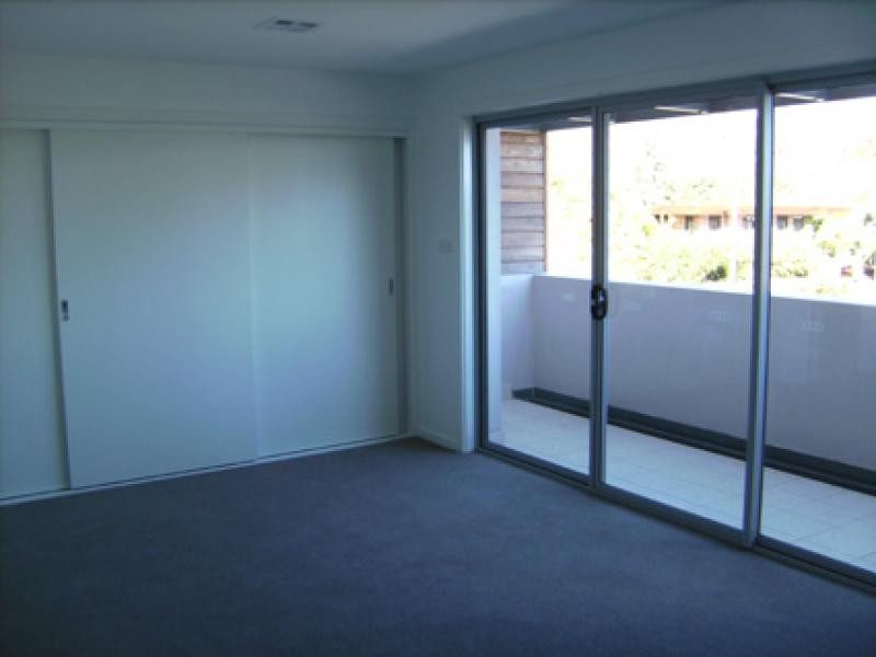 Unit 2/3 Bird Place, Flynn ACT 2615