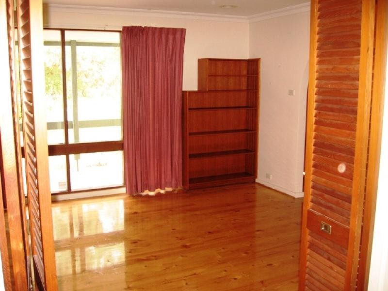 1 Line Place, Weetangera ACT 2614
