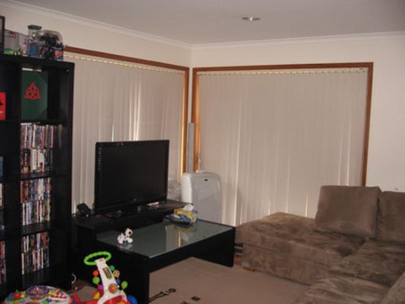 27 Hughes Crescent, Ngunnawal ACT 2913