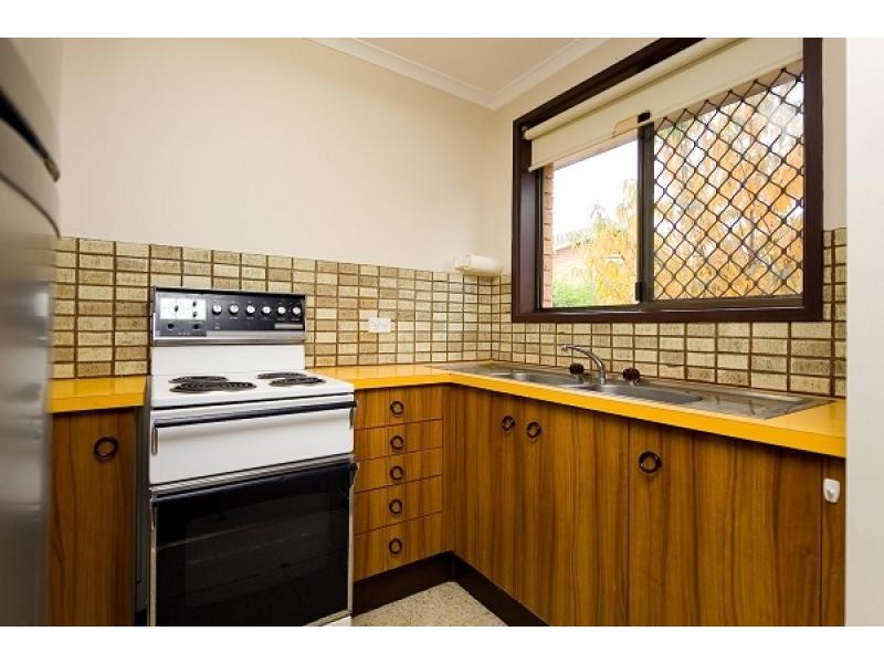 194 Dexter Street, Cook ACT 2614