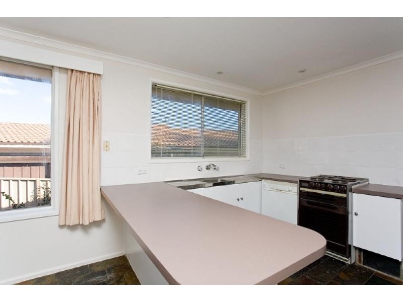 21 Broadby Close, Spence ACT 2615