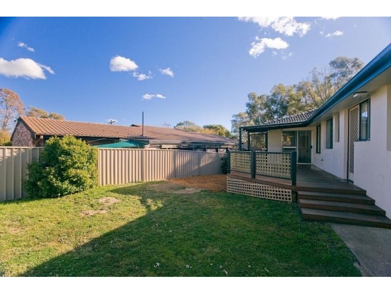 21 Broadby Close, Spence ACT 2615