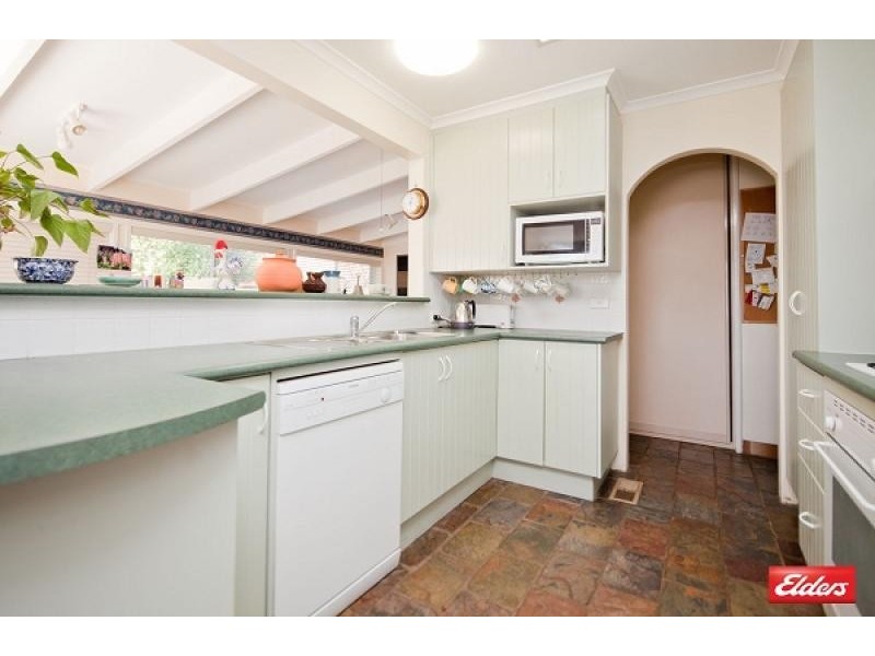 6 Vela Place, Giralang ACT 2617