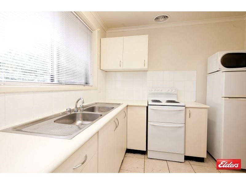 16 Dexter Street, Cook ACT 2614