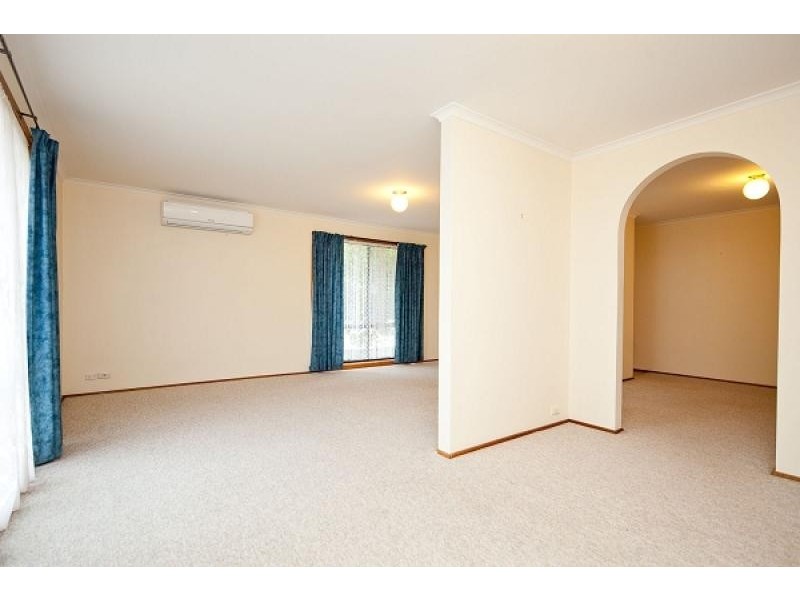 10 Fred Johns Crescent, Mckellar ACT 2617