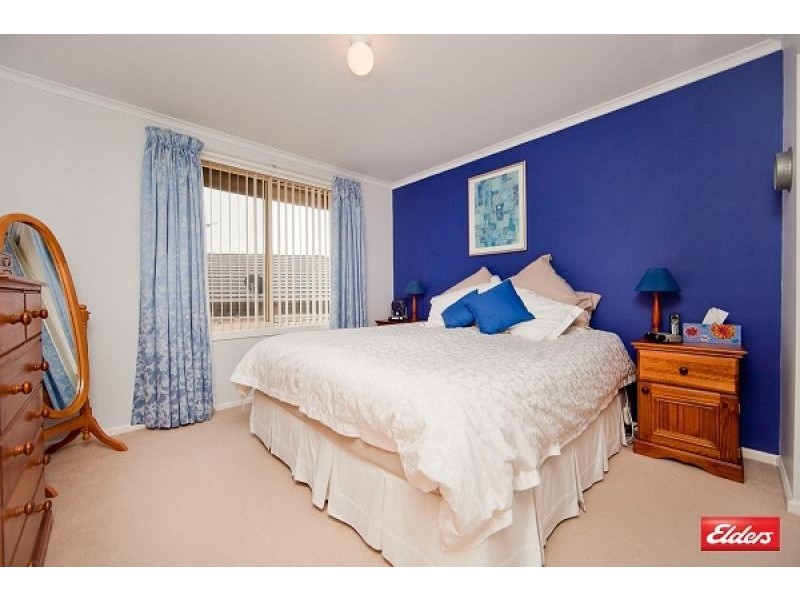 13 Mathieson Crescent, Weetangera ACT 2614