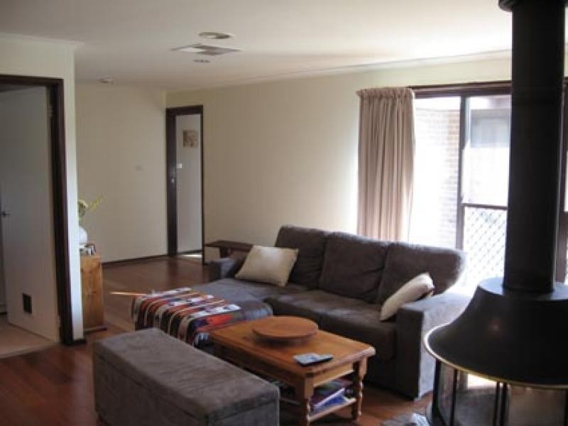 4 Canopus Crescent, Giralang ACT 2617